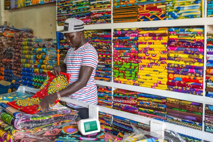 Fabric & Apparel Store